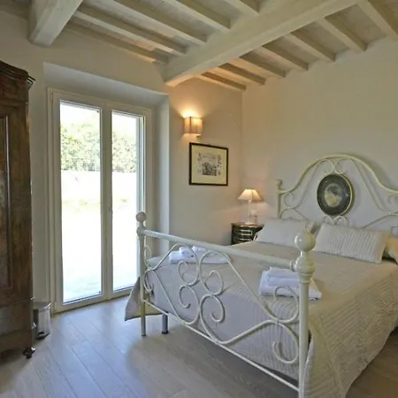 别墅 Il Castagno Sleeps 6 Pool Wifi *